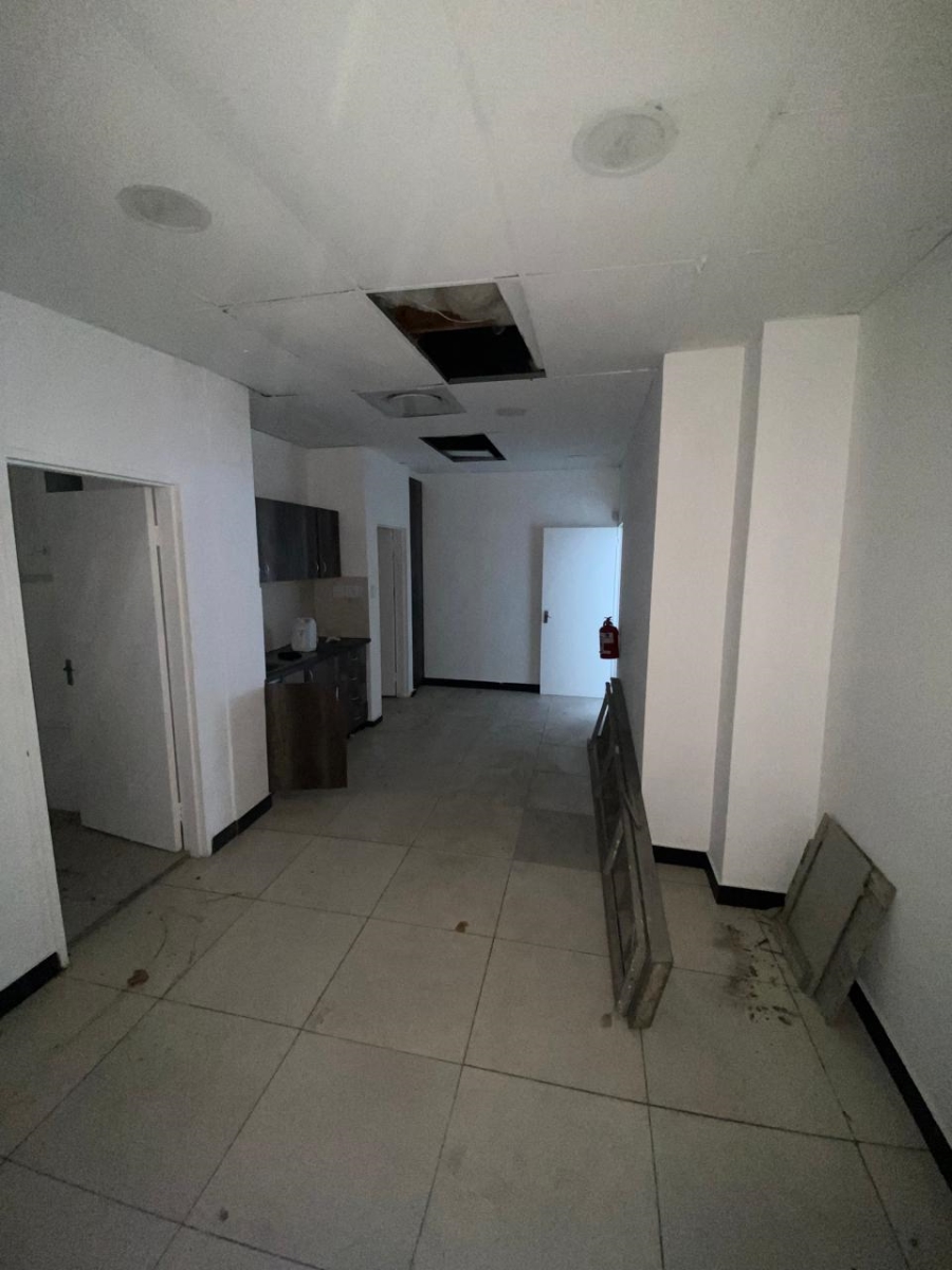To Let commercial Property for Rent in Brackenfell Central Western Cape